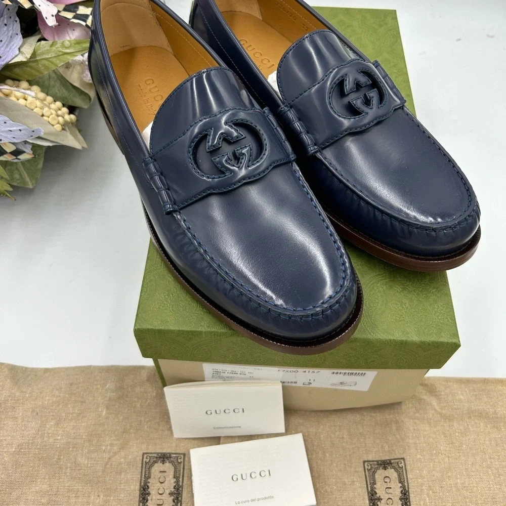 Men’s Gucci interlocking GG leather loafers size 11 made in Italy